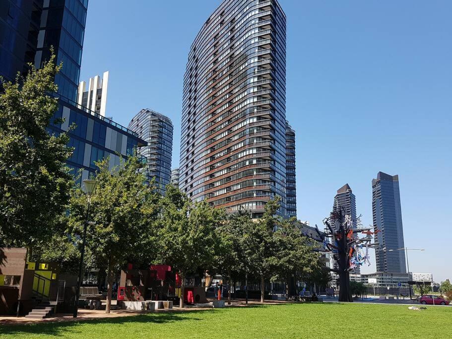 Melbourne Docklands Riverside Views المظهر الخارجي الصورة
